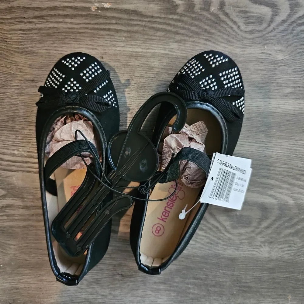 Kensie Girl | Black & Silvertone Geometric-Studded Ballet Flat - Girls,size 8